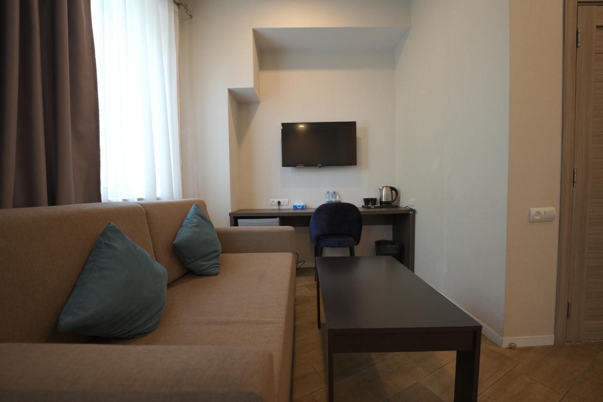 4Guest Hotel Єреван Екстер'єр фото